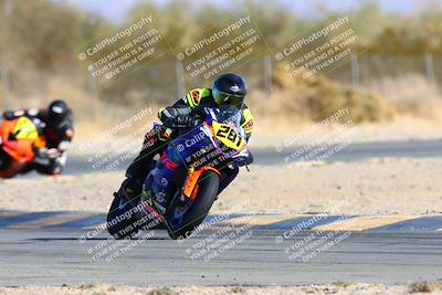 media/Jan-16-2022-CVMA (Sun) [[7f3d92989d]]/Race 3 Amateur Supersport Middleweight/